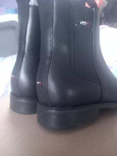tommy hilfiger boots