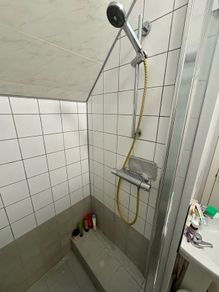 shower rail, thermostatic mixer and water saving shower head