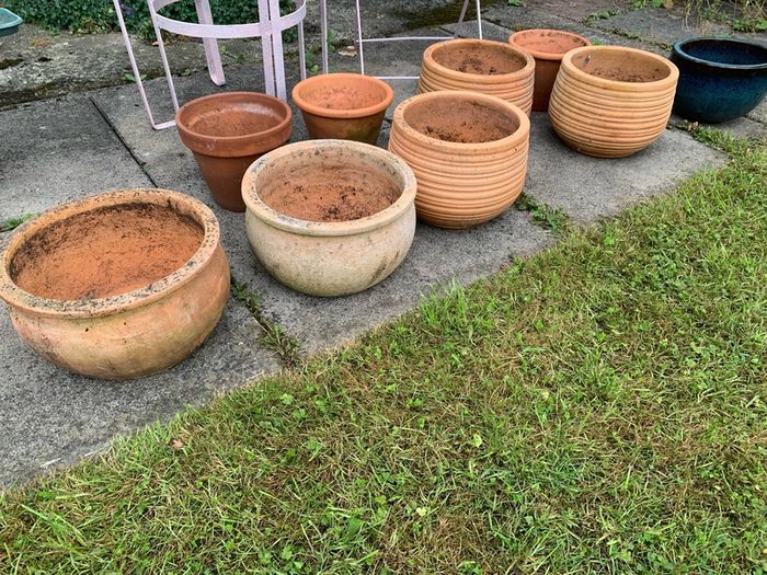 Mixed set of 11 terracotta pots