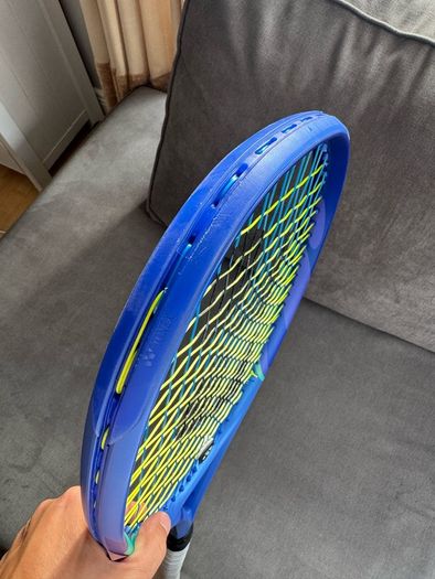 Yonex Ezone 100