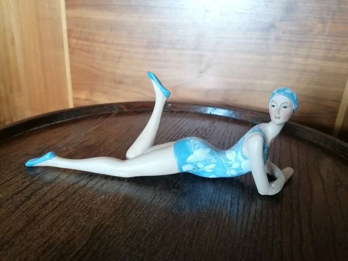 Figurine