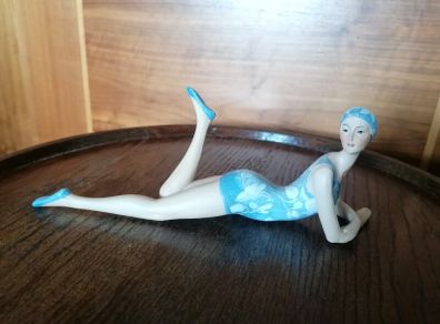Figurine