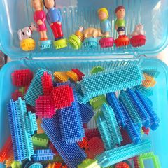 Stickle bricks