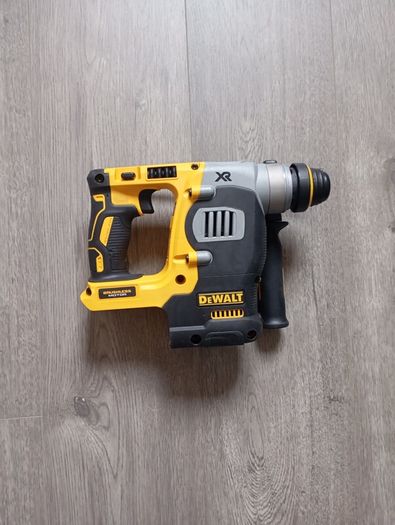 DeWalt dch273 SDS Masonry Drill (New)