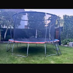 Trampoline