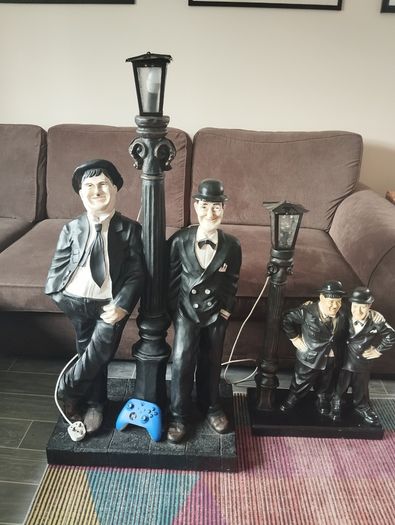 Laurel & Hardy Lamp Figures  Large 230e  & medium 150e (Working)