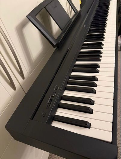 Yamaha P35 Digital Piano