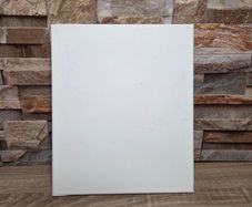 White canvas 30x25 cm