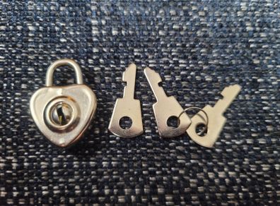 Heart Shaped Backpack Vanity Case Padlock