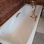 Bathroom sink, bath and bidet. Image 10