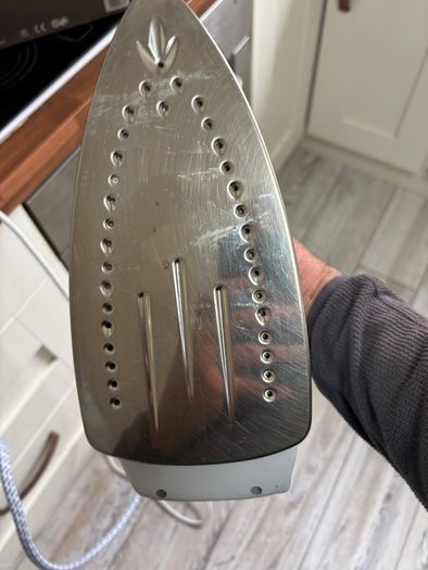 Prof Steam Iron