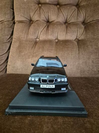 Alpina BMW 1:18 model car