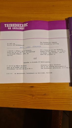 Giti. By Siobnan Ni Shuilleabhain. First edition. Hardback With Dustjacket In Very Good. Signed By Author..check out "bruster54" for lrish language books.