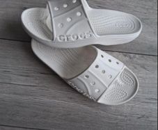 Crocs slider sandal size 5/38