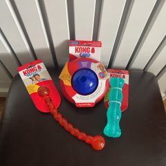 New KONG Set of 3 Dog Toys including Treat Dispenser