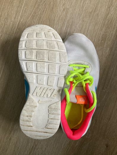 girls nike trainers size 1