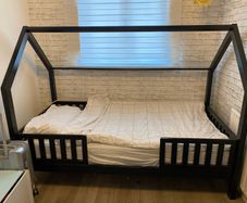 Bed frame with matress