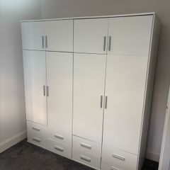 White wardrobe for FREE