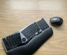 ProtoArc EKM01 Ergonomic Mouse & Keyboard