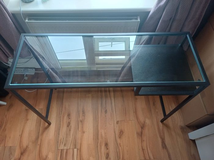 Ikea Glass Table (vittsjo)