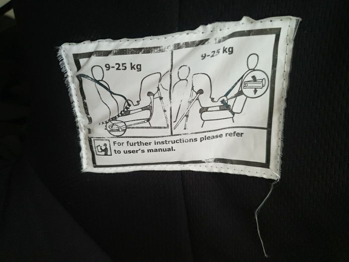 Axkid car seat