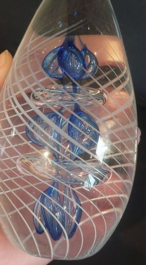 Fabulous Vintage Retro Large Art Glass Hand-Blown Teardrop Ovoid-Shaped  Paperweight with a Stunning Intricate Pattern in Blue, Clear and Opaque White Glass