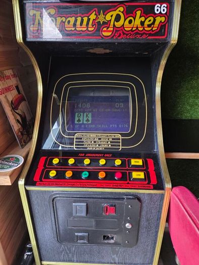 Poker machine