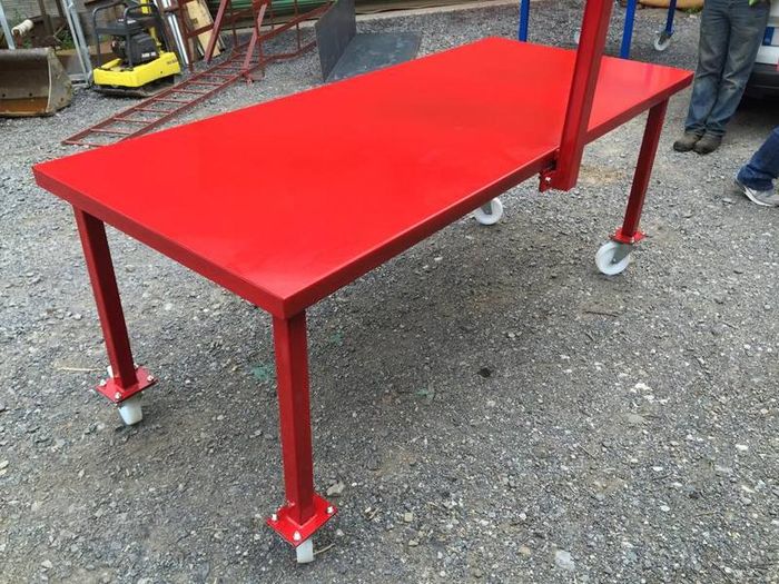 New Steel Workbenchs On Wheels