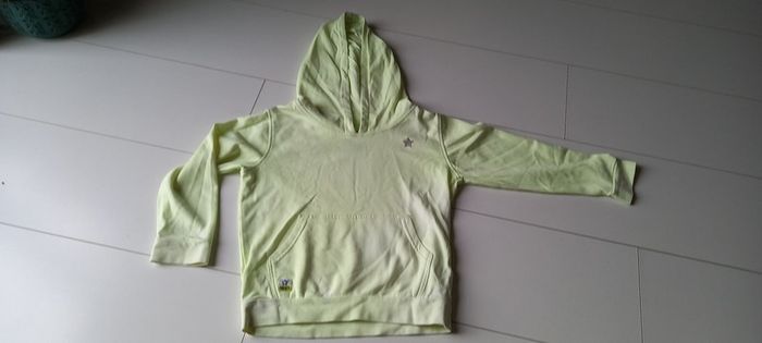 Girls jumpers