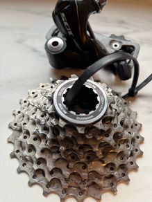 Shimano. 105 cassette and rare Derailleur