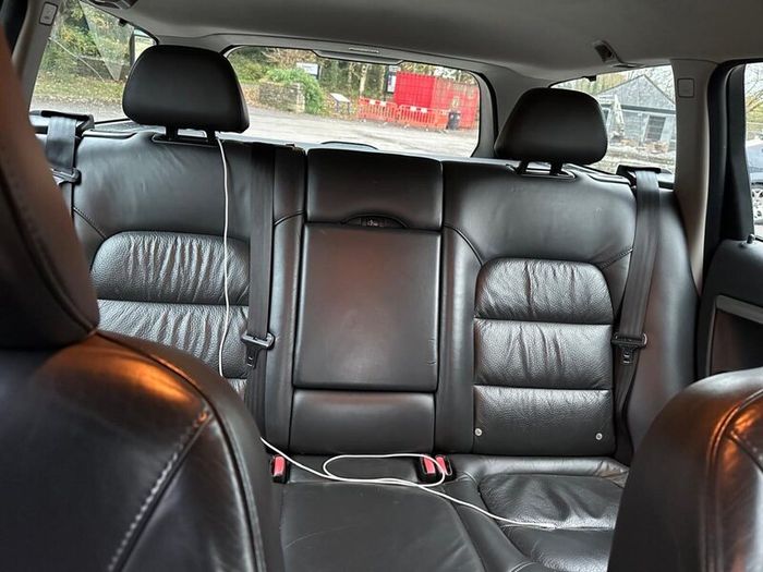 Volvo V70 2012