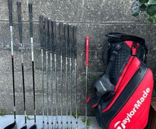 Full set of Taylormade Golf clubs