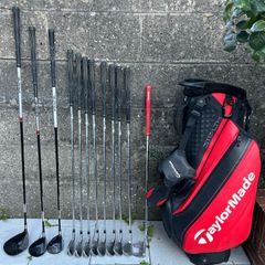 Full set of Taylormade Golf clubs