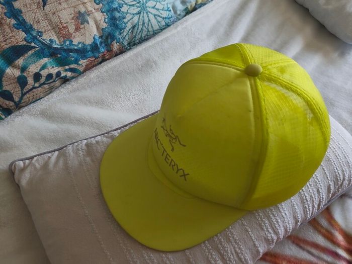Arc'terix hat