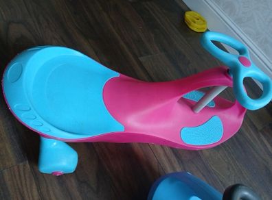 wiggle cars