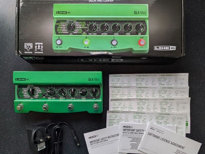 Line 6 - DL4 MkII Delay and Looper