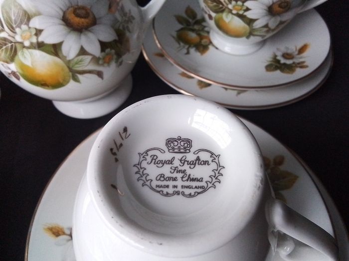 Royal Grafton Teaset