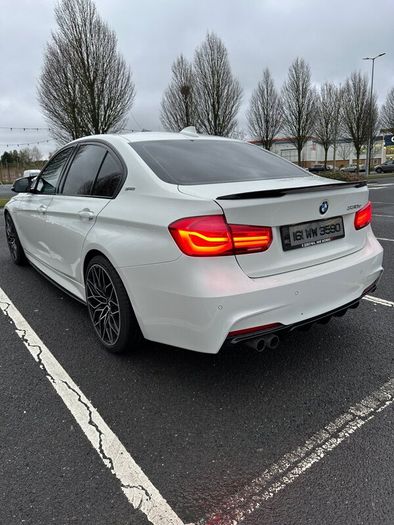 BMW 330e M Sport 2016
