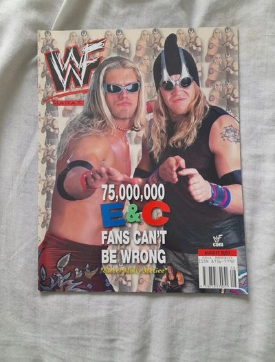 WWF Magazines 2001