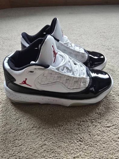 Nike Air Jordan Aura 2 Uk 4