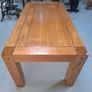 Solid Oak dinning table Image 4