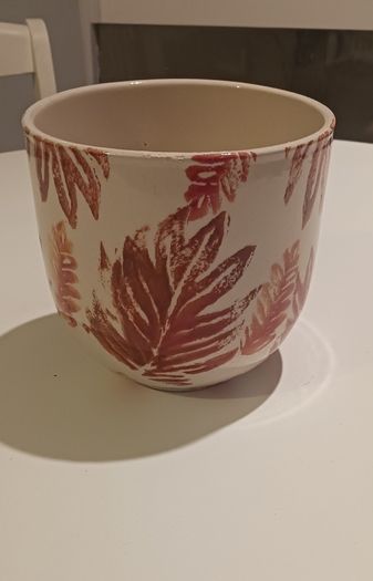 Flower pot