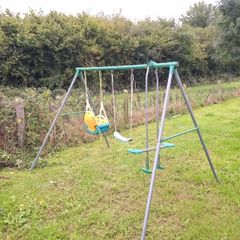 childrens swing set