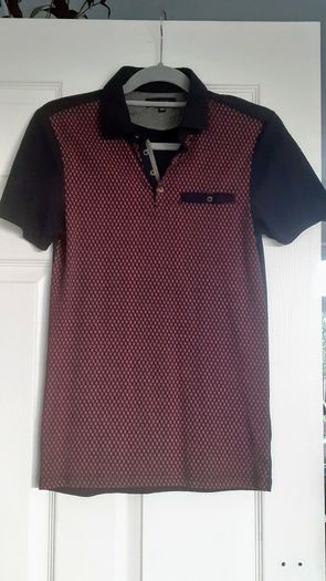 River Island maroon patterned polo shirt XS - S