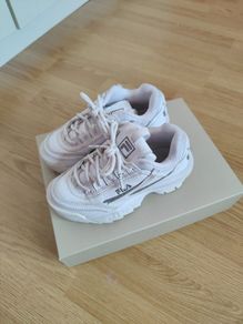 girls filas