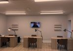 Rent a Room or Nail Desk