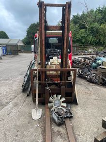 Forklift breaking