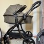 Full Egg 3 travel system Cybex car seat and isofix base Image 8