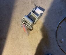 shuttering lifters