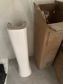 550 mm basin plus pedestal 2sets